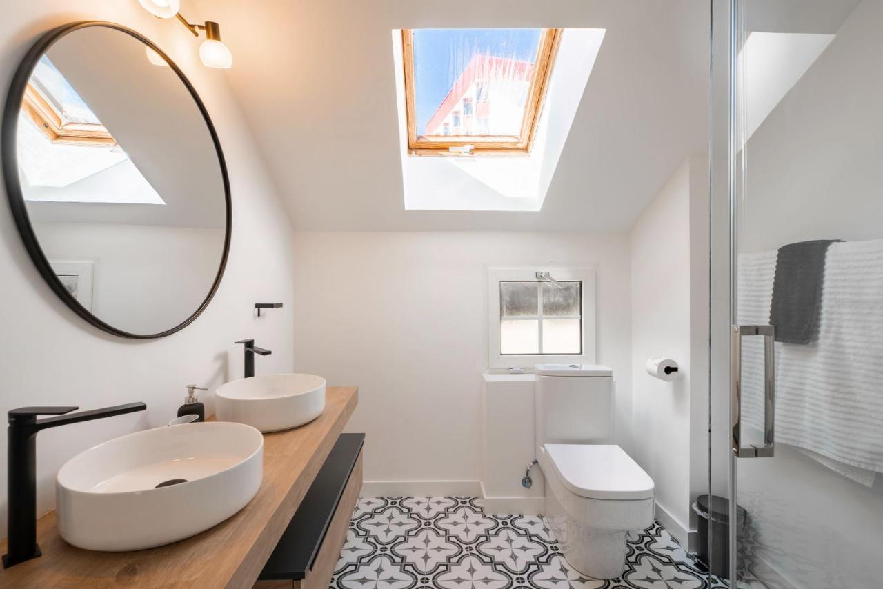 Beautifully Renovated 4 Bedroom Apt + Kid'S Room Σιέρρα Νεβάδα Εξωτερικό φωτογραφία
