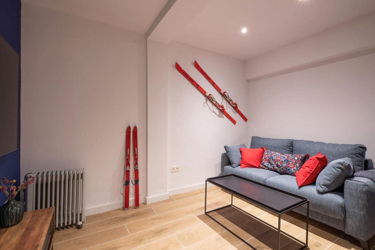 Beautifully Renovated 4 Bedroom Apt + Kid'S Room Σιέρρα Νεβάδα Εξωτερικό φωτογραφία